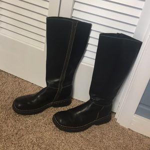 Born black boots